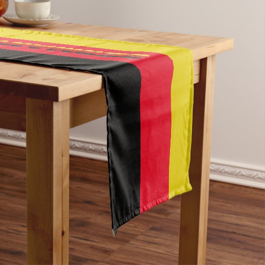 Chemin De Table Court Drapeau allemand (In Situ)