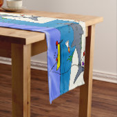 Chemin De Table Court Drôle requin couché et dessin animé de pêche (In Situ)