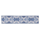 Chemin De Table Court Élégant damassé Bleu toile de jouy monogramme (Horizontal)