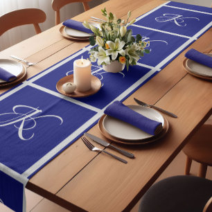 Chemin De Table Court Elégant Marocain damassé marine Monogramme bleu