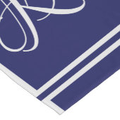 Chemin De Table Court Élégant monogramme initial gris bleu (Coin)
