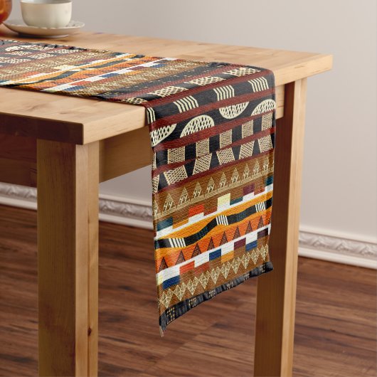 Chemin De Table Court Ethnique (In Situ)