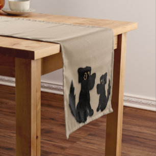 Chemin De Table Court Famille de chiens noirs