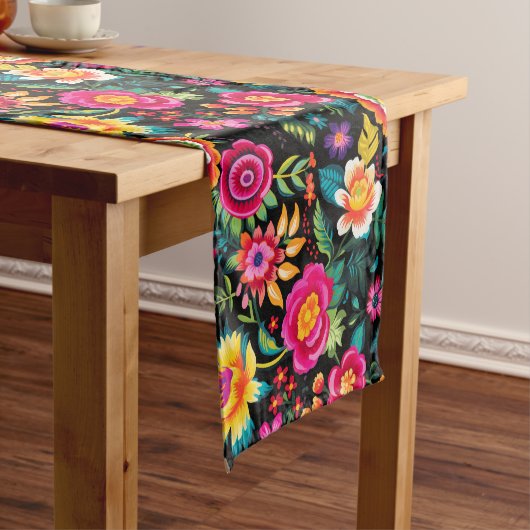 Chemin De Table Court Fiesta Floral Extravaganza (In Situ)