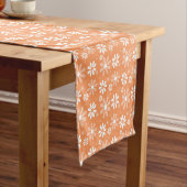 Chemin De Table Court Fille Monogramme mignon Orange Daisy Fleurs et nom (In Situ)