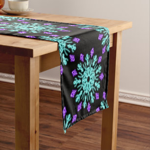 Chemin De Table Court Fleur de néon pourpre et turquose