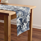 Chemin De Table Court Fleurs blanches et baies sèches (In Situ)