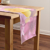 Chemin De Table Court Fleurs roses douces Couleur de table rose jaune (In Situ)
