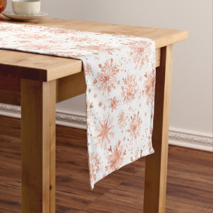 Chemin De Table Court Flocons de neige en or rose sur fond blanc