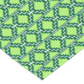 Chemin De Table Court Forêt tribale d'Ikat Aztec et vert de chaux (Coin)