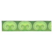 Chemin De Table Court Fractale spirale verte moderne (Horizontal)