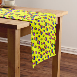 Chemin De Table Court Funky Neon Rainbow Block Motif