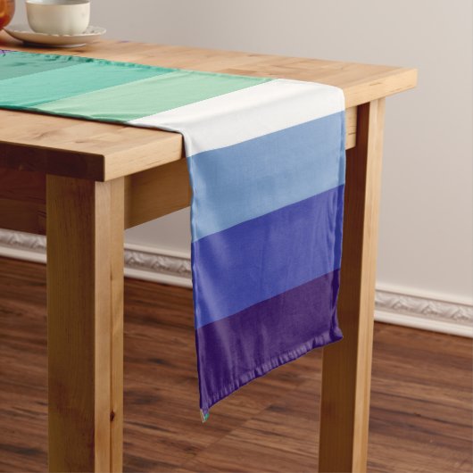 Chemin De Table Court Gay Men's Pride, Striped Print, LGBTQ FIDE (In Situ)