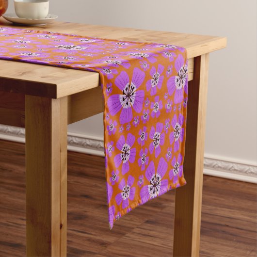 Chemin De Table Court Geranium Wallichianum Design Table Runner (In Situ)