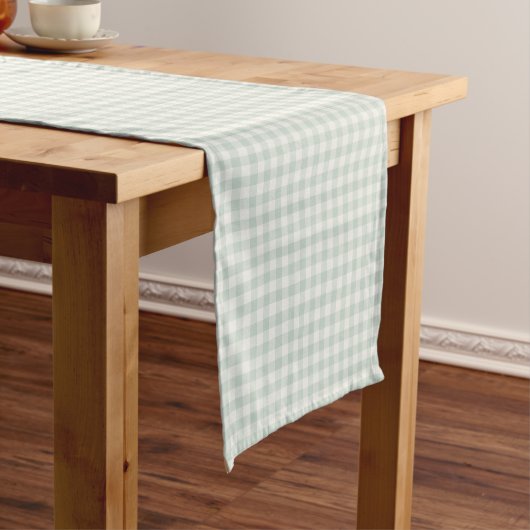 Chemin De Table Court Gingham Classique Printemps | Sauge Atténué (In Situ)