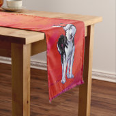 Chemin De Table Court Husky à Santa Hat Sur Rouge (In Situ)