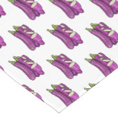 Chemin De Table Court Illustration d'aubergine (Coin)