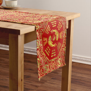 Chemin De Table Court Le rouge de luxe sur des paires d'or de Koi