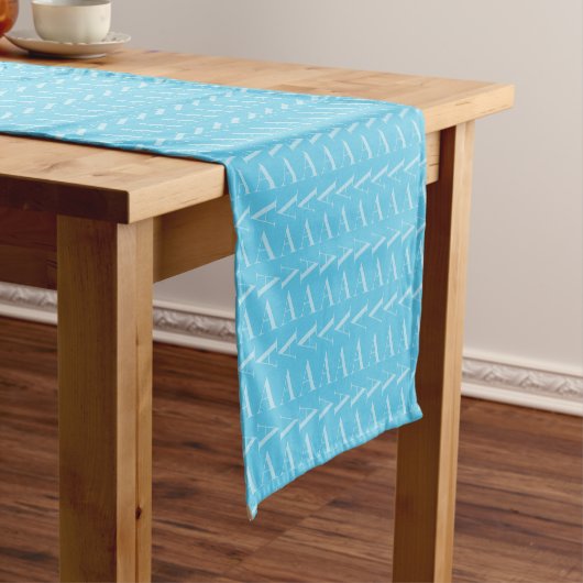 Chemin De Table Court Lettre initiale A, Aqua Blue (In Situ)