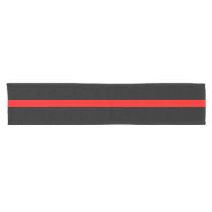 Chemin De Table Court Ligne rouge mince mémorial symbolique sur a