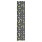 Chemin De Table Court Little Man Hipster Mustache fête d'anniversaire (Devant)