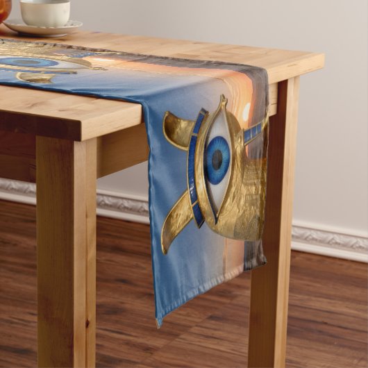 Chemin De Table Court L'Œil égyptien³ (In Situ)