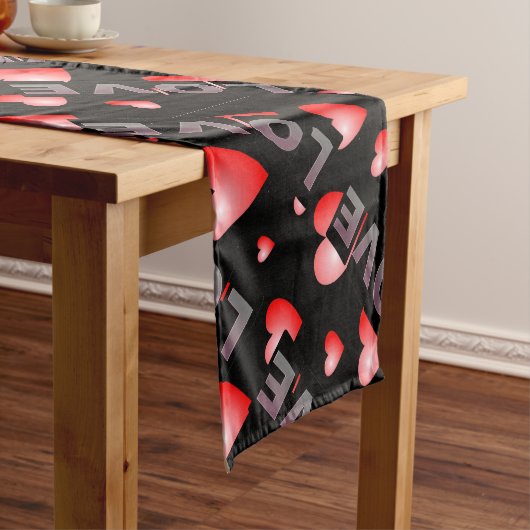 Chemin De Table Court Love Table Runner (In Situ)