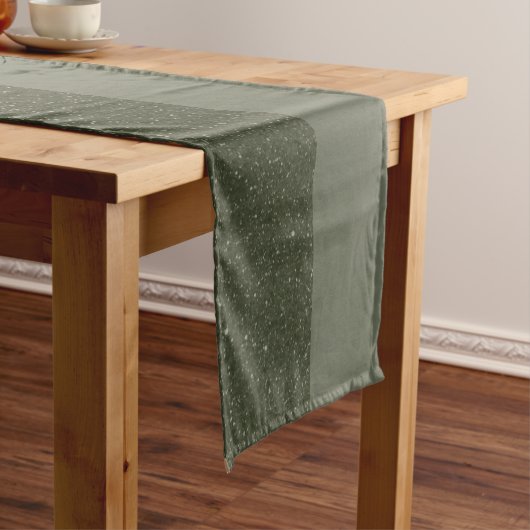 Chemin De Table Court Moss Green Split Table Runner - Conception personn (In Situ)
