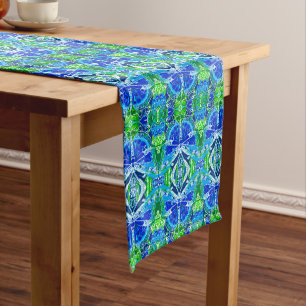 Chemin De Table Court Motif Batik de papillon et de médaillon en bleu