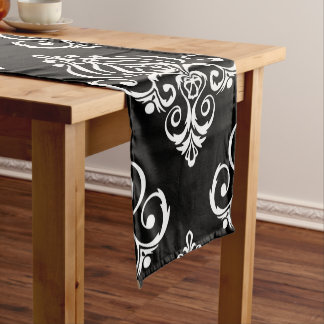 Chemin De Table Court Motif damassé personnalisé noir et blanc