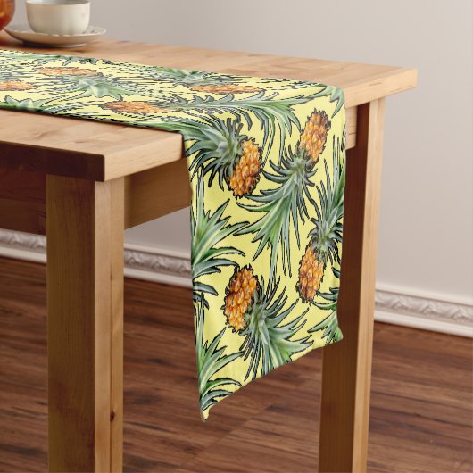 Chemin De Table Court Motif d'ananas tropical sur jaune (In Situ)