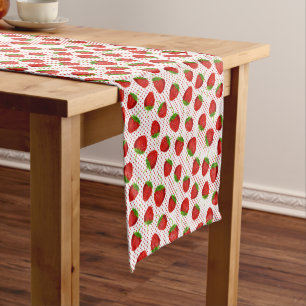 Chemin De Table Court Motif de fraises et de points rouges
