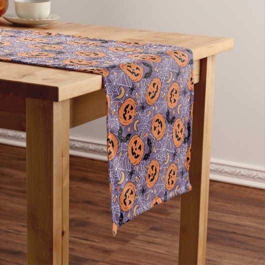 Chemin De Table Court Motif d'Halloween violet Jack-O-lanterne (In Situ)