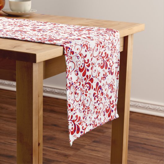Chemin De Table Court Motif floral blanc rouge mou (In Situ)