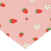 Chemin De Table Court Motif Fraises et Fleurs (Coin)