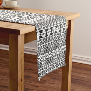 Chemin De Table Court Motif Tribal Aztèque Noir Et Blanc