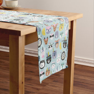 Chemin De Table Court Motif tribal mignon de visage