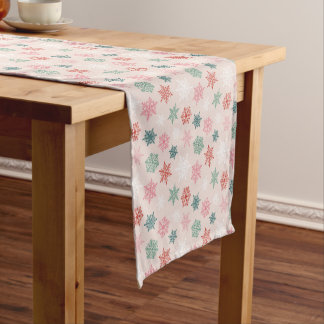 Chemin De Table Court Multicolored snowflake pattern – winter christmas