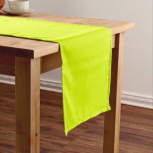Chemin De Table Court Neon Chartreuse couleur solide   Couleur tendance