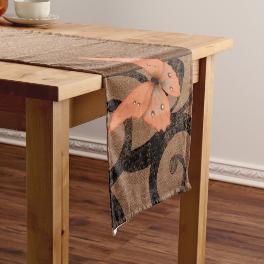 Chemin De Table Court Papillon antique (In Situ)