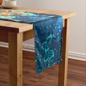 Chemin De Table Court Papillons d'or sur un Arrière - plan bleu (In Situ)