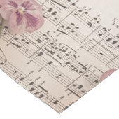 Chemin De Table Court Parmi Les Pansies (Coin)