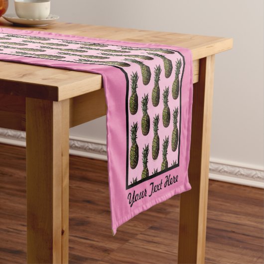 Chemin De Table Court Pineapper Table Runner - Personnalisation facultat (In Situ)