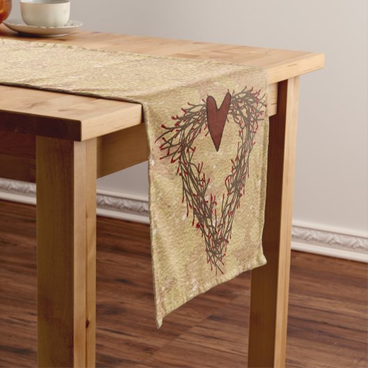 Chemin De Table Court Pip Berry Primitive Heart Wreath Table Runer (In Situ)