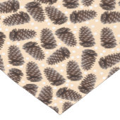 Chemin De Table Court Récolte de cônes de pin d'automne (Coin)