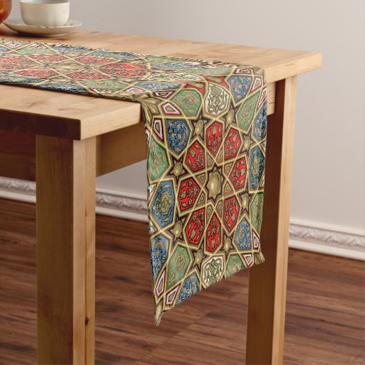 Chemin De Table Court Red Green Blue Faux Gold Motif d'art arabe (In Situ)