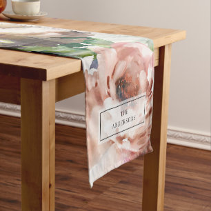 Chemin De Table Court Rose peony floral et feuillage eucalyptus élégant