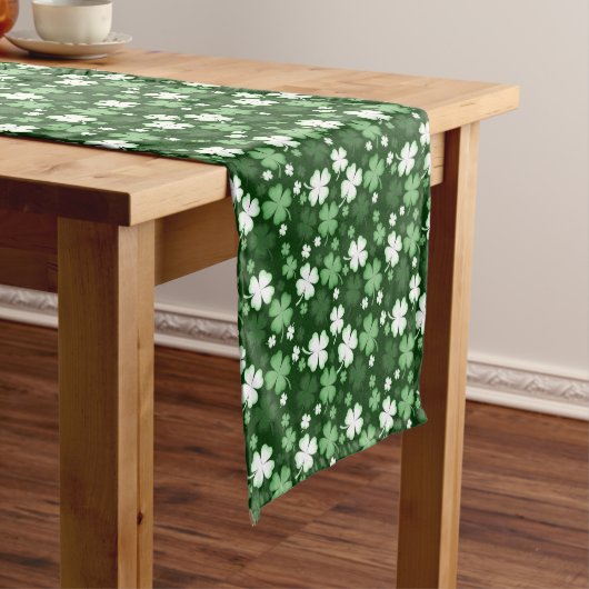 Chemin De Table Court Shamrock vert, Saint Patrick's Day (In Situ)
