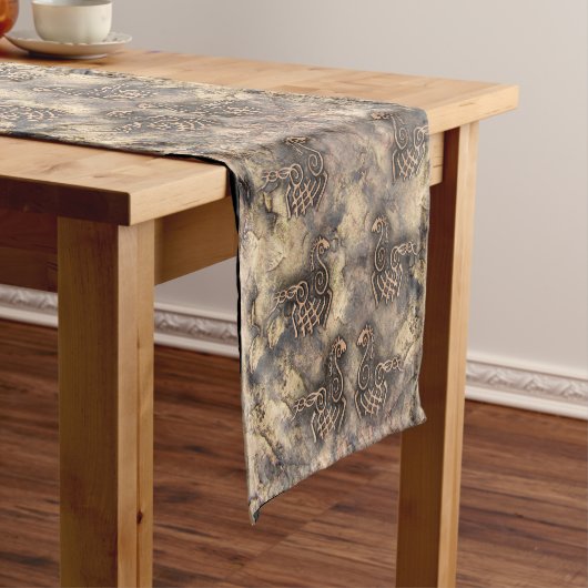 Chemin De Table Court Sleipnir (In Situ)