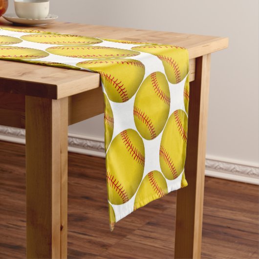 Chemin De Table Court Softball Jaune (In Situ)